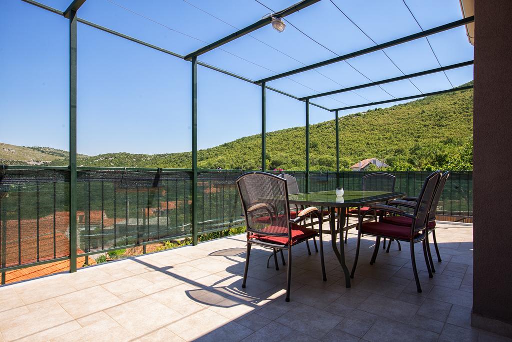 Holiday Villa Anna Primorski Dolac Экстерьер фото